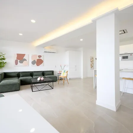 Apartment Luxury Oceanfront 3 Bedrooms & 2 Bath By 10tosea