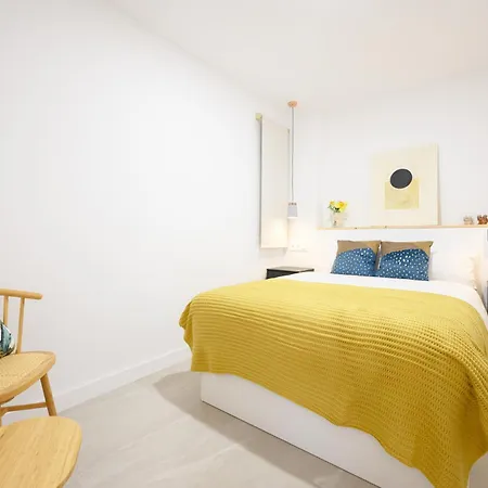 Apartment Luxury Oceanfront 3 Bedrooms & 2 Bath By 10tosea Fuengirola