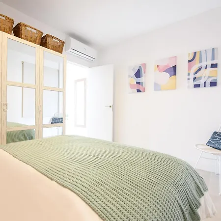 Apartment Luxury Oceanfront 3 Bedrooms & 2 Bath By 10tosea