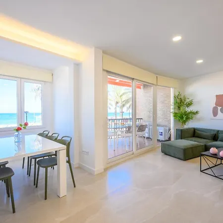 Luxury Oceanfront 3 Bedrooms & 2 Bath By 10tosea Fuengirola