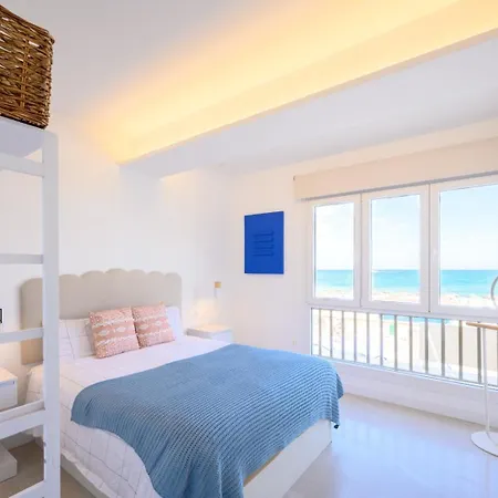 Apartment Luxury Oceanfront 3 Bedrooms & 2 Bath By 10tosea *
