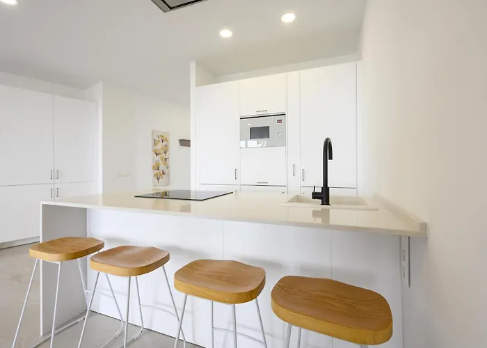 Luxury Oceanfront 3 Bedrooms & 2 Bath By 10tosea Apartamento Fuengirola