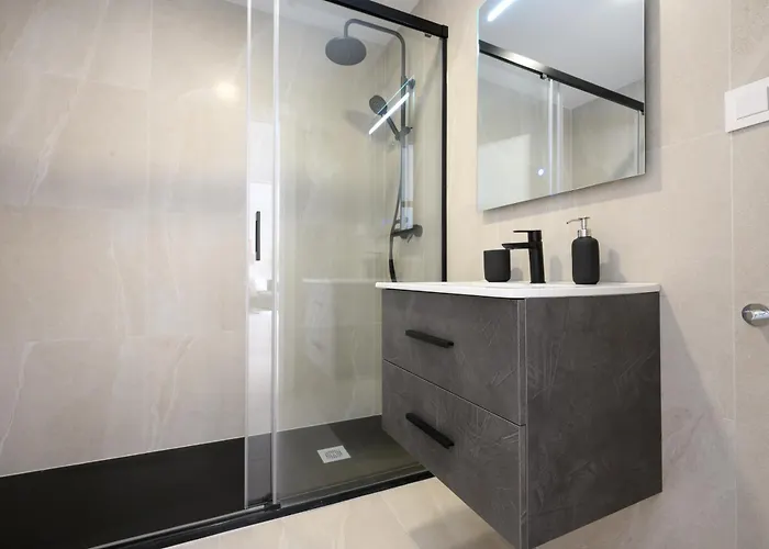 Luxury Oceanfront 3 Bedrooms & 2 Bath By 10tosea Fuengirola