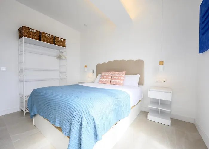 Luxury Oceanfront 3 Bedrooms & 2 Bath By 10tosea Appartement