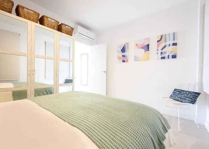 Апартаменты Luxury Oceanfront 3 Bedrooms & 2 Bath By 10tosea